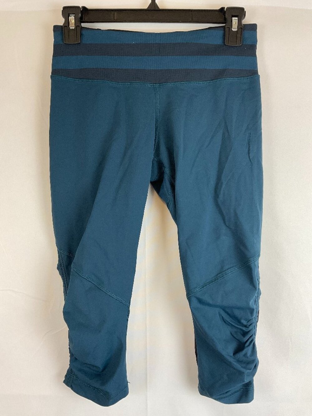 Lululemon Cropped Leggings 6 Dark Turquoise Blue Black Zipper Pocket Ruched Leg